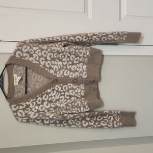 Jessica Simpson soft 🐆 leopard cheetah print cropped cardigan size small 💖